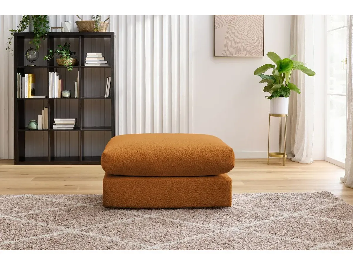 Pouf ultra moelleux PARIS tissu bouclette jaune   BOBOCHIC