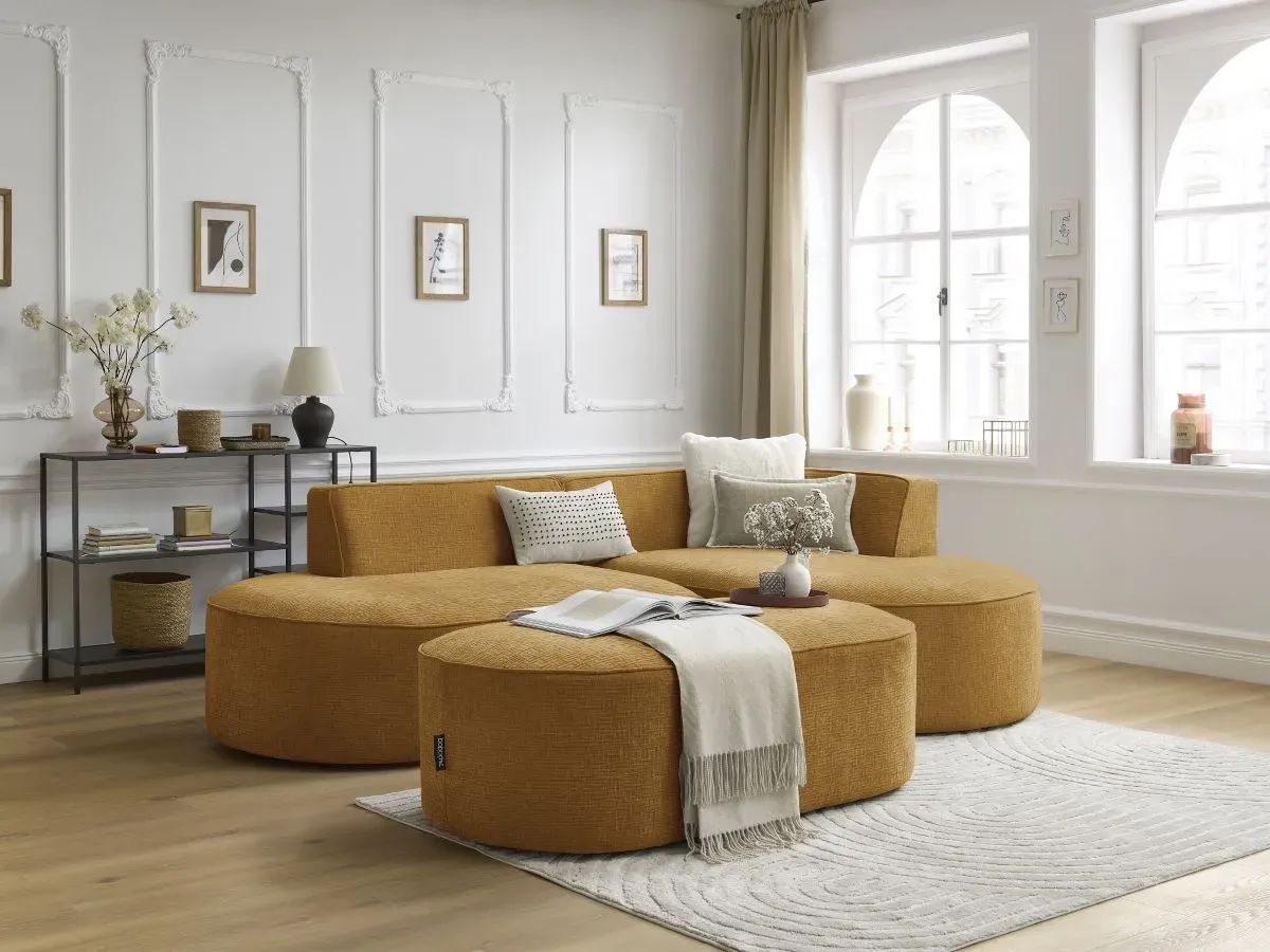 Canapé d'angle fixe ROUSSEAU tissu texturé avec pouf jaune  angle droit BOBOCHIC 5 places