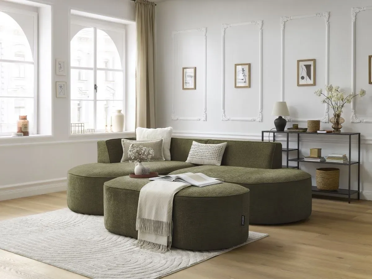 Canapé d'angle fixe ROUSSEAU tissu texturé avec pouf vert  angle gauche BOBOCHIC 5 places