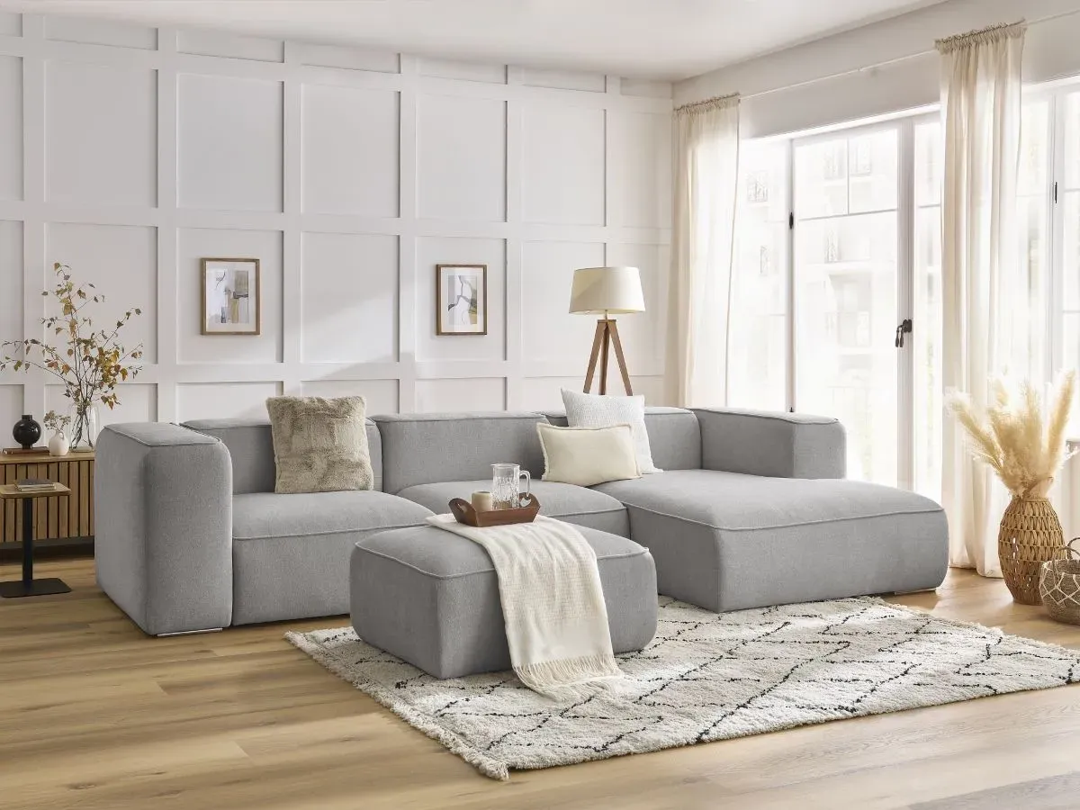 Canapé d'angle fixe ZEPHYR avec pouf gris clair  angle droit BOBOCHIC 5 places