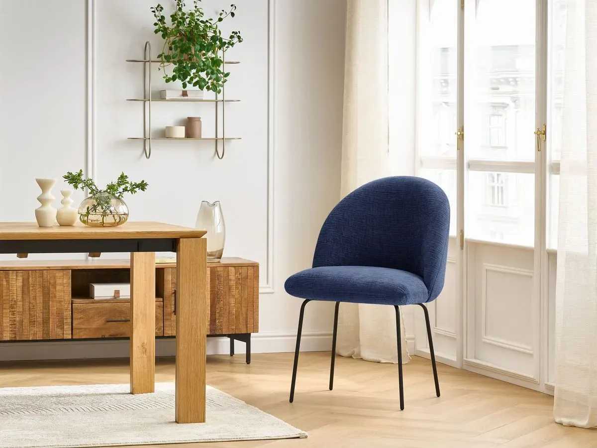 Chaise LALIE tissu texturé et pieds métal noir bleu foncé   BOBOCHIC