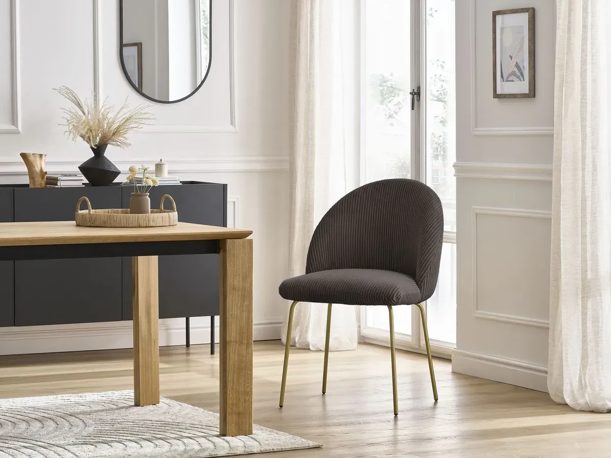 Chaise LALIE tissu velours côtelé et pieds métal or taupe   BOBOCHIC