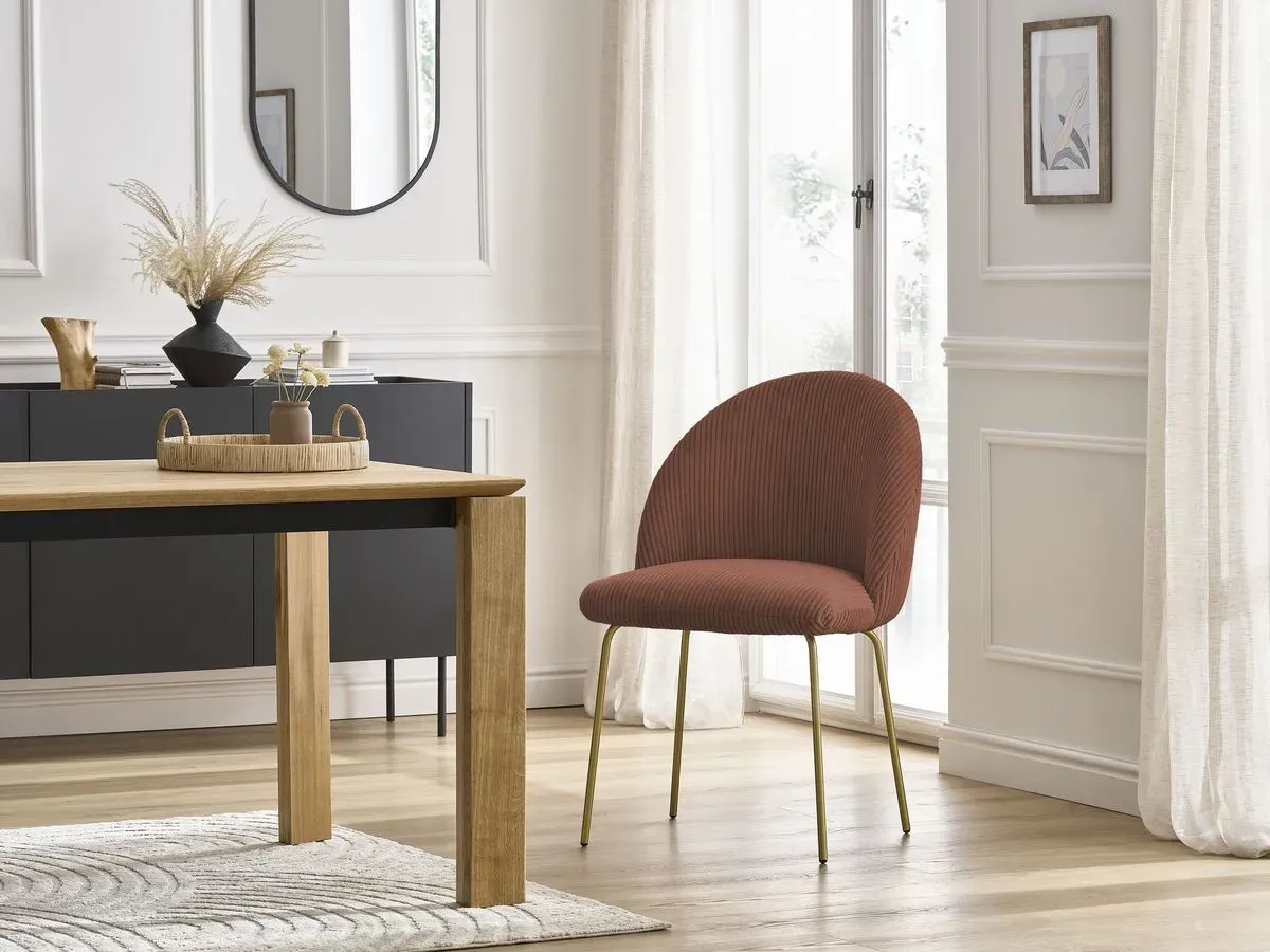 Chaise LALIE tissu velours côtelé et pieds métal or orange   BOBOCHIC