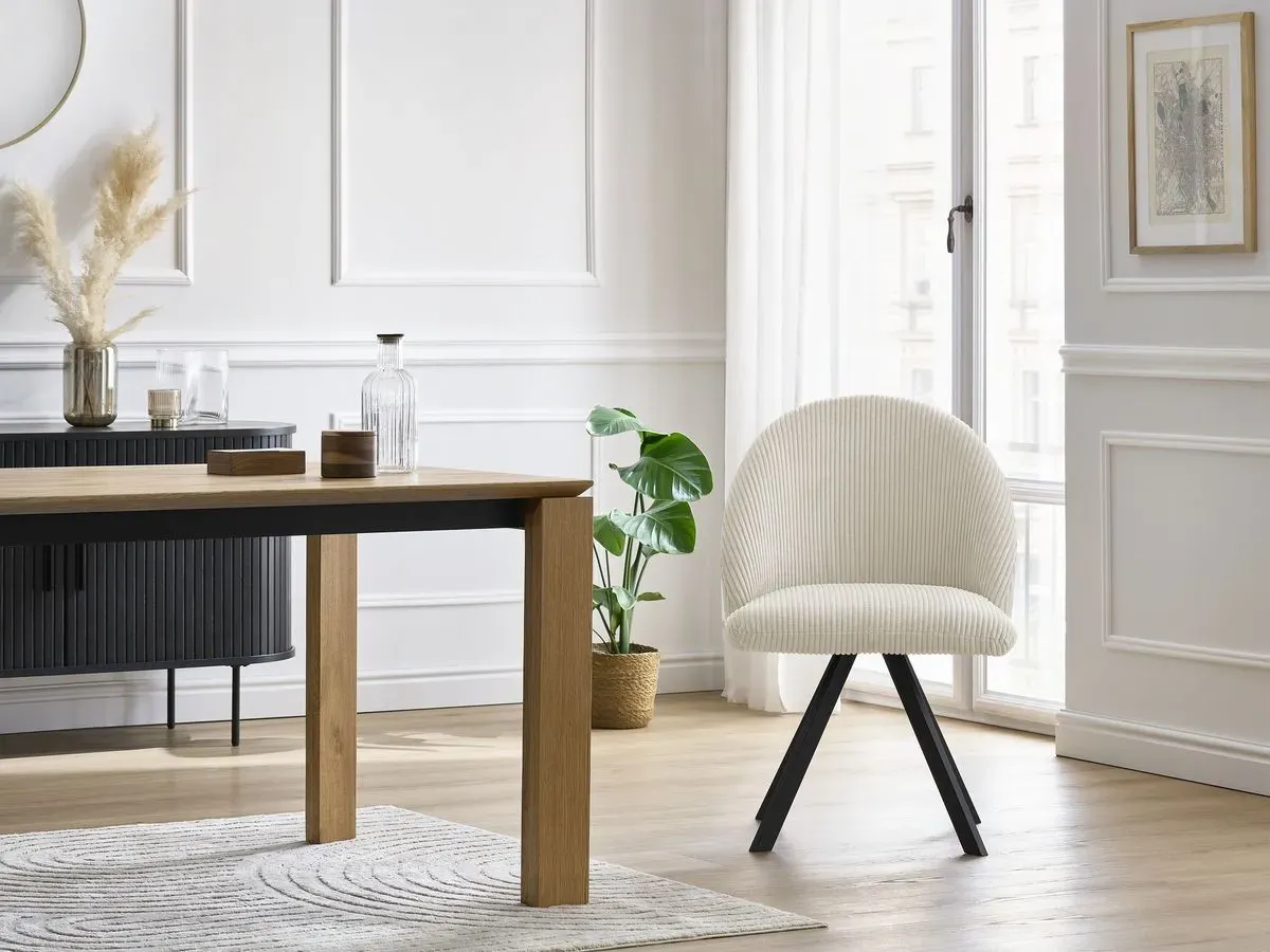 Chaise LALIE tissu velours côtelé et pieds étoile beige   BOBOCHIC