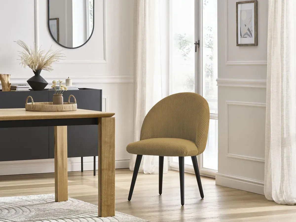 Chaise LALIE tissu velours côtelé et pieds scandinaves noirs jaune   BOBOCHIC