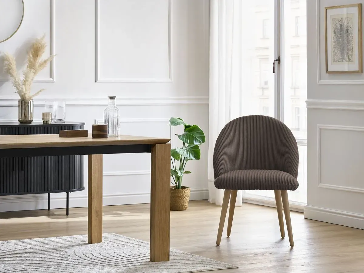 Chaise LALIE tissu velours côtelé et pieds scandinaves bois marron   BOBOCHIC