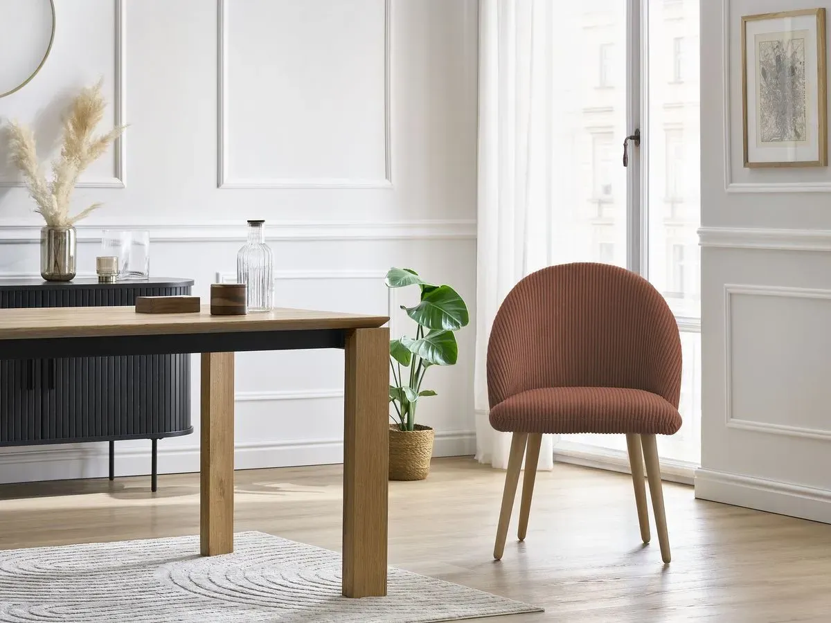 Chaise LALIE tissu velours côtelé et pieds scandinaves bois orange   BOBOCHIC