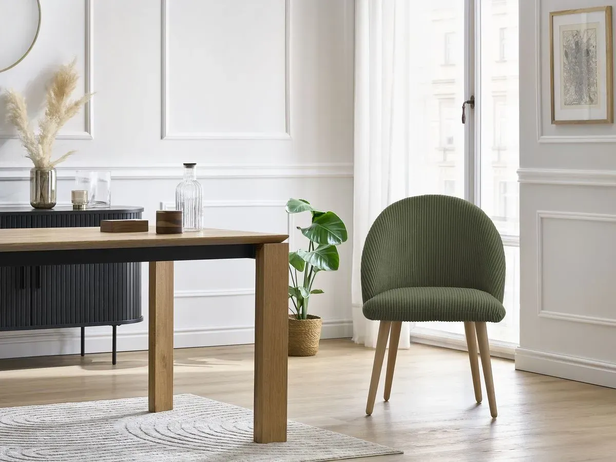 Chaise LALIE tissu velours côtelé et pieds scandinaves bois vert   BOBOCHIC