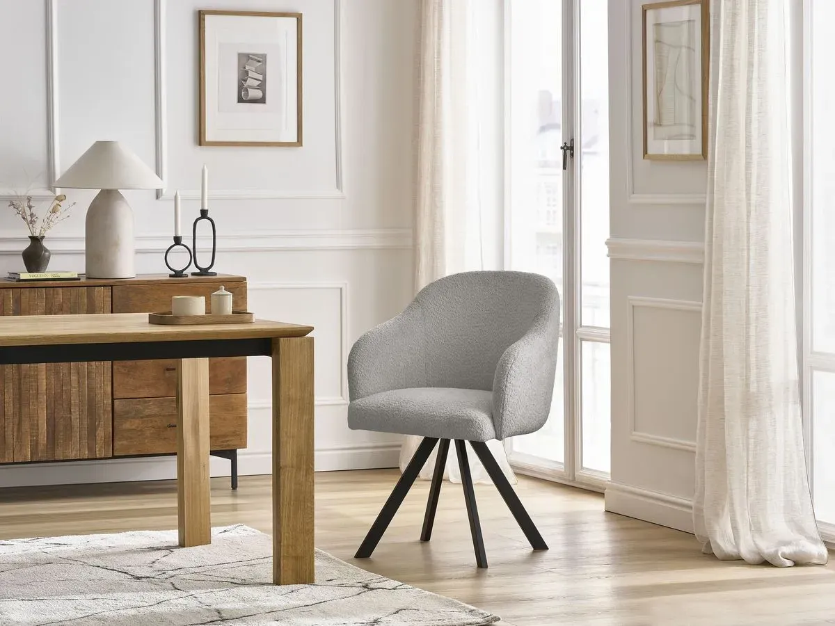 Chaise SOPHIE tissu bouclette et pieds étoile gris clair   BOBOCHIC