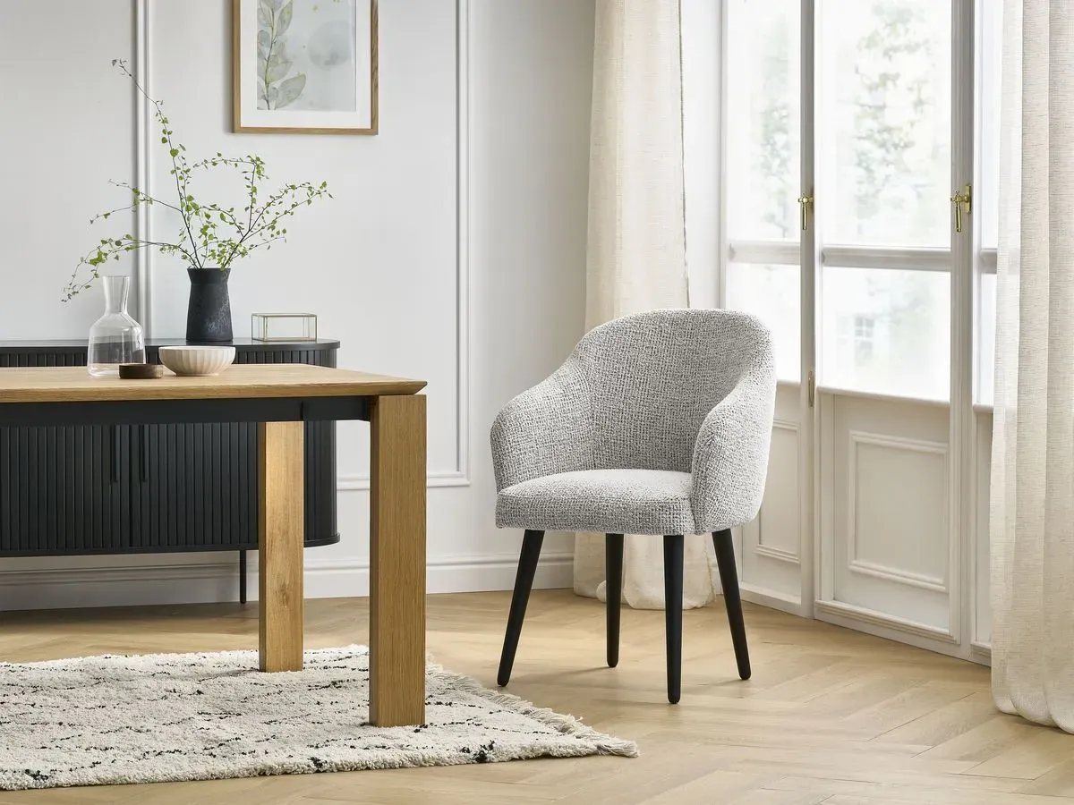 Chaise SOPHIE tissu chiné et pieds scandinaves noirs gris clair   BOBOCHIC