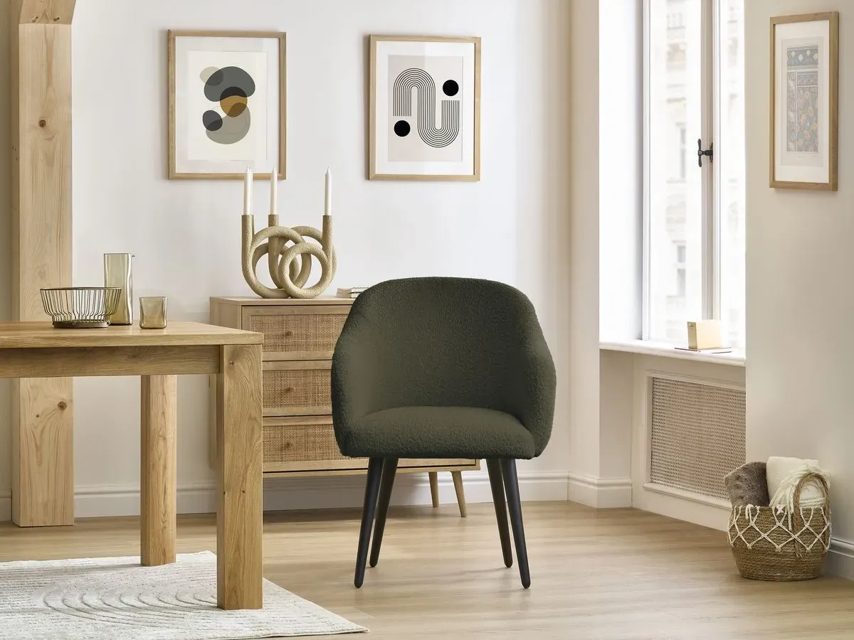 Chaise SOPHIE tissu bouclette et pieds scandinaves noirs vert   BOBOCHIC