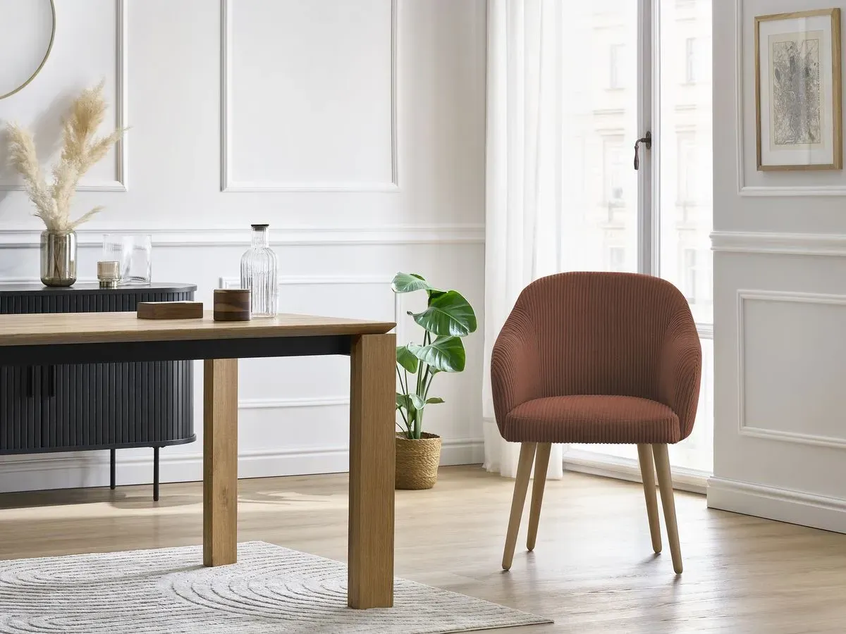 Chaise SOPHIE tissu velours côtelé et pieds scandinaves bois orange   BOBOCHIC