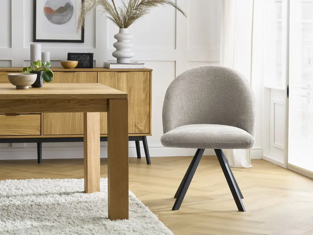 Lot de chaises LALIE tissu texturé et pieds étoile beige et bleu foncé   BOBOCHIC