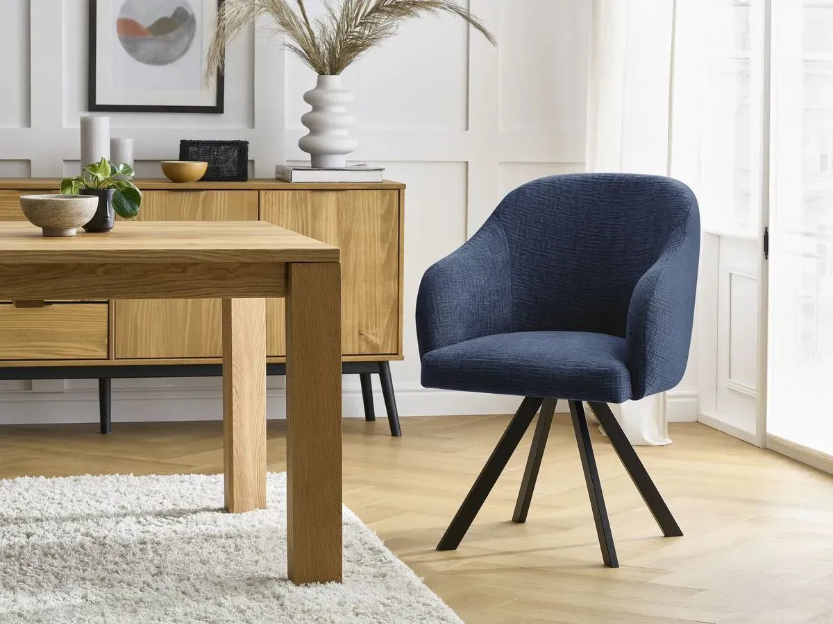 Lot de chaises SOPHIE tissu texturé et pieds étoile bleu foncé   BOBOCHIC