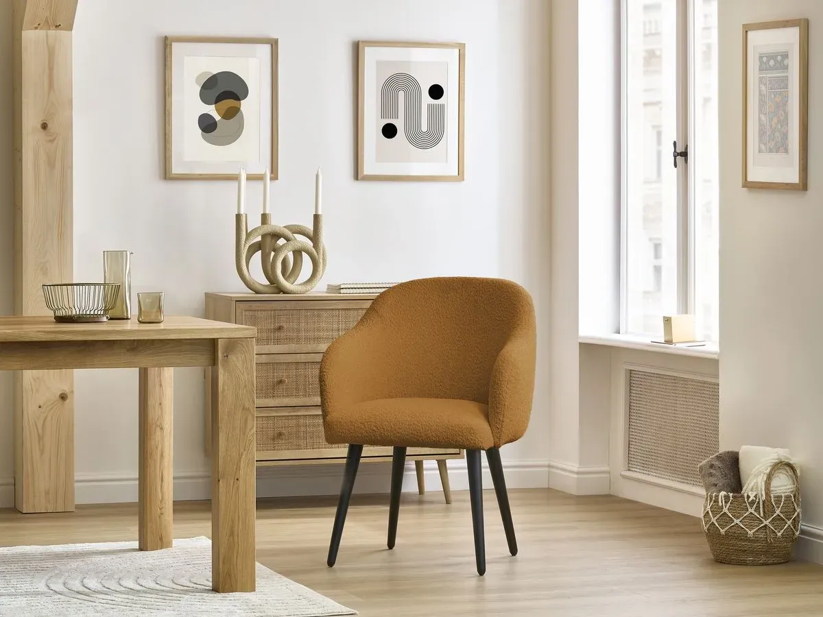 Lot de chaises SOPHIE tissu bouclette et pieds scandinaves noirs jaune   BOBOCHIC