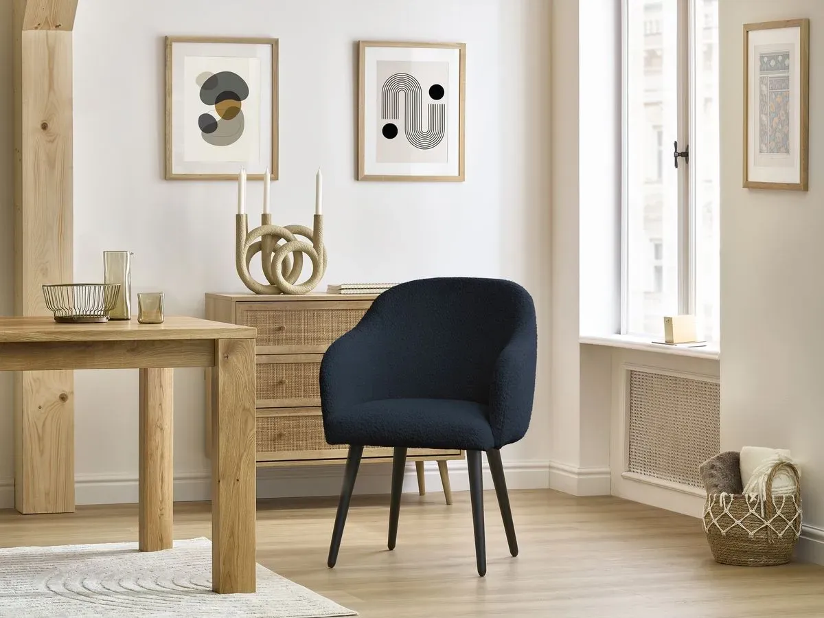 Lot de chaises SOPHIE tissu bouclette et pieds scandinaves noirs bleu foncé   BOBOCHIC