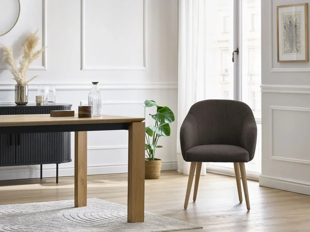 Lot de chaises SOPHIE tissu velours côtelé et pieds scandinaves bois taupe   BOBOCHIC