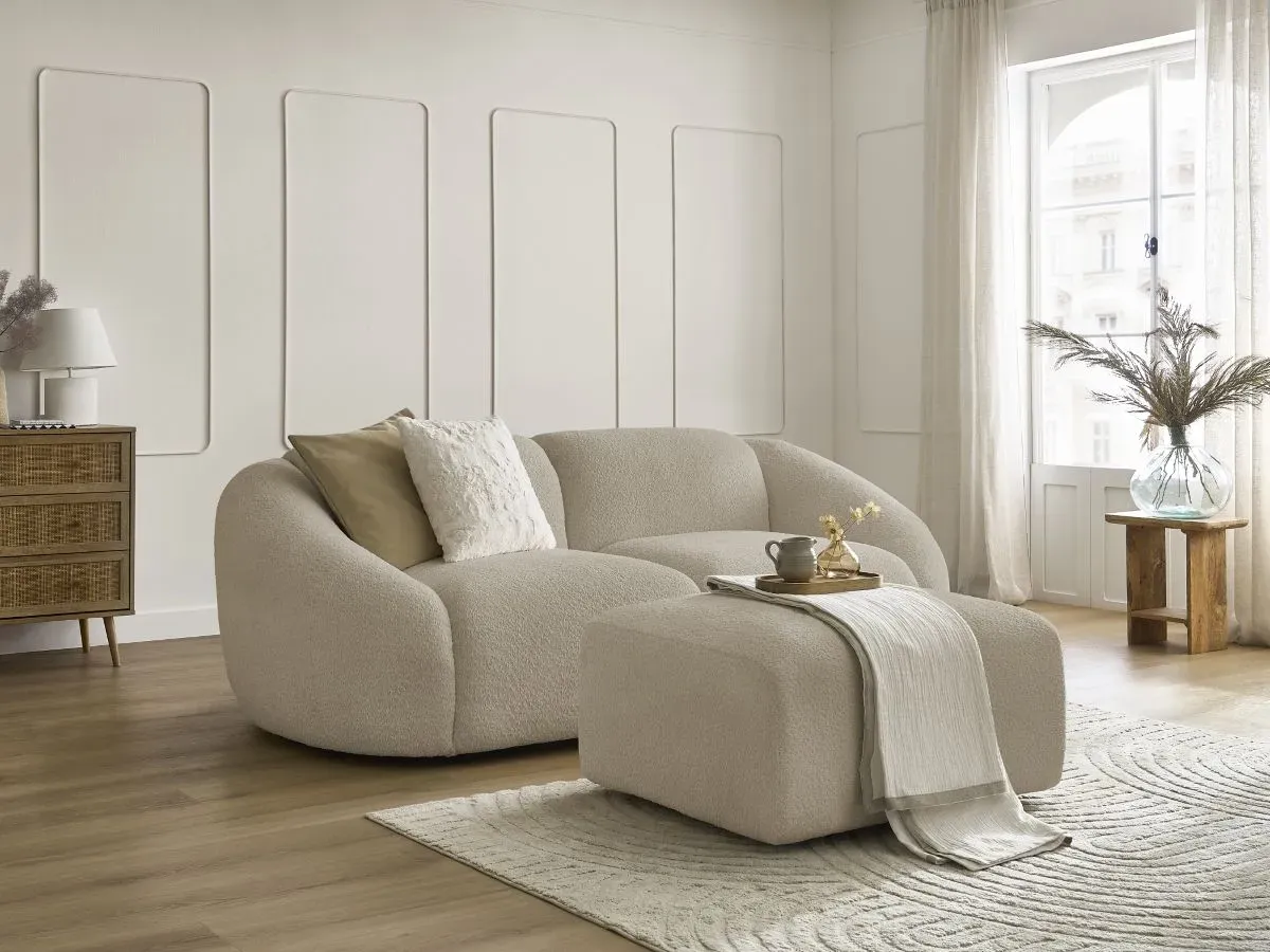 Canapé droit fixe 2 places TINA tissu bouclette avec pouf beige   BOBOCHIC