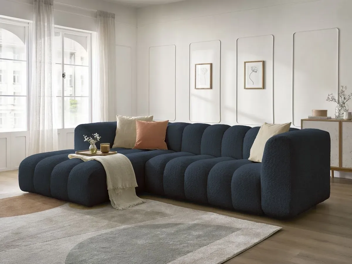 Canapé d'angle fixe TALIA tissu bouclette bleu foncé  angle gauche BOBOCHIC 4 places