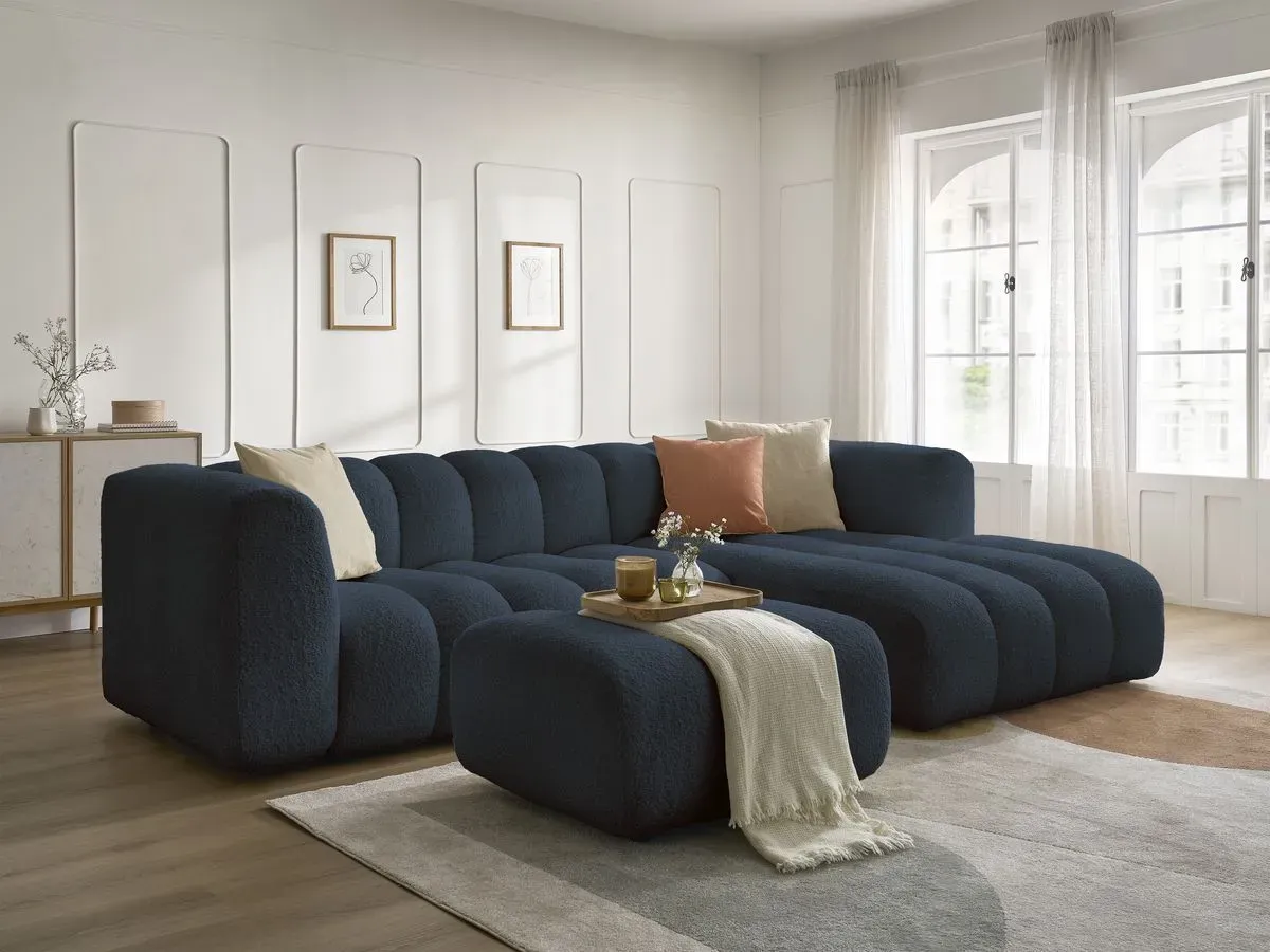 Canapé d'angle fixe TALIA tissu bouclette avec pouf bleu foncé  angle droit BOBOCHIC 4 places