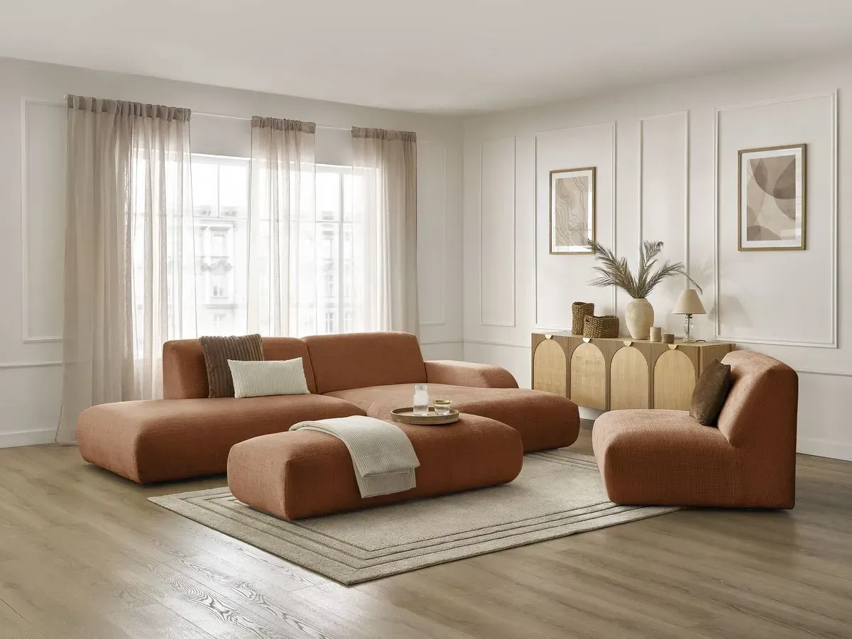 Canapé d'angle fixe modulable SIRIUS tissu texturé avec 1 chauffeuse et grand pouf orange  angle droit BOBOCHIC 5 places