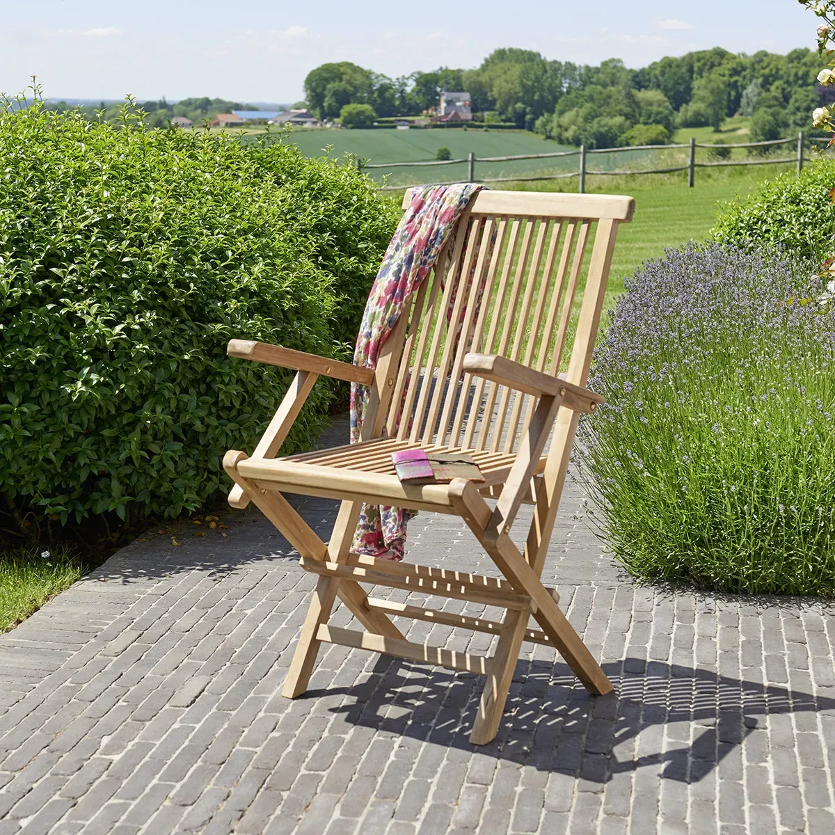 Fauteuil de jardin en teck massif pliant