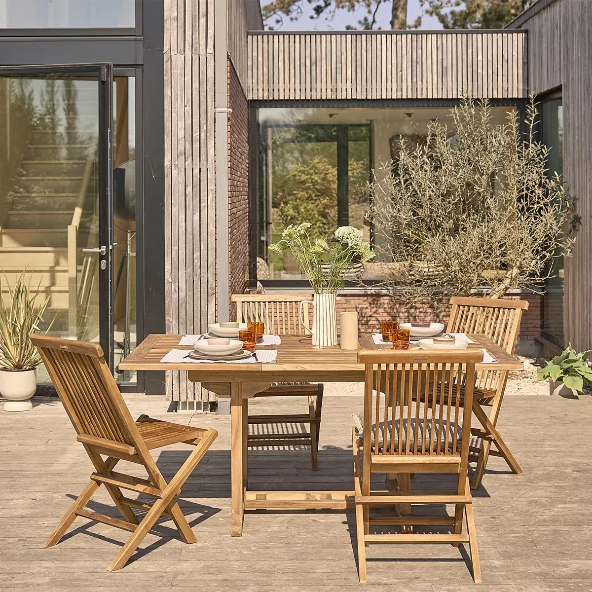 Salon de jardin en teck huilé massif extensible 4/8 places