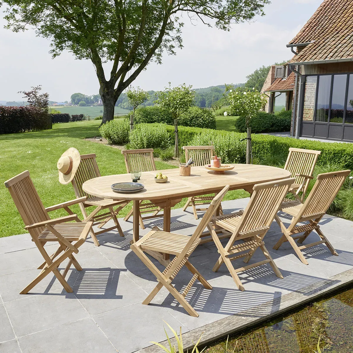 Salon de jardin en teck massif extensible 8/10 places