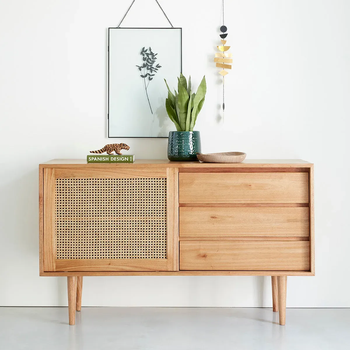 Buffet en mindi massif et cannage 135 cm