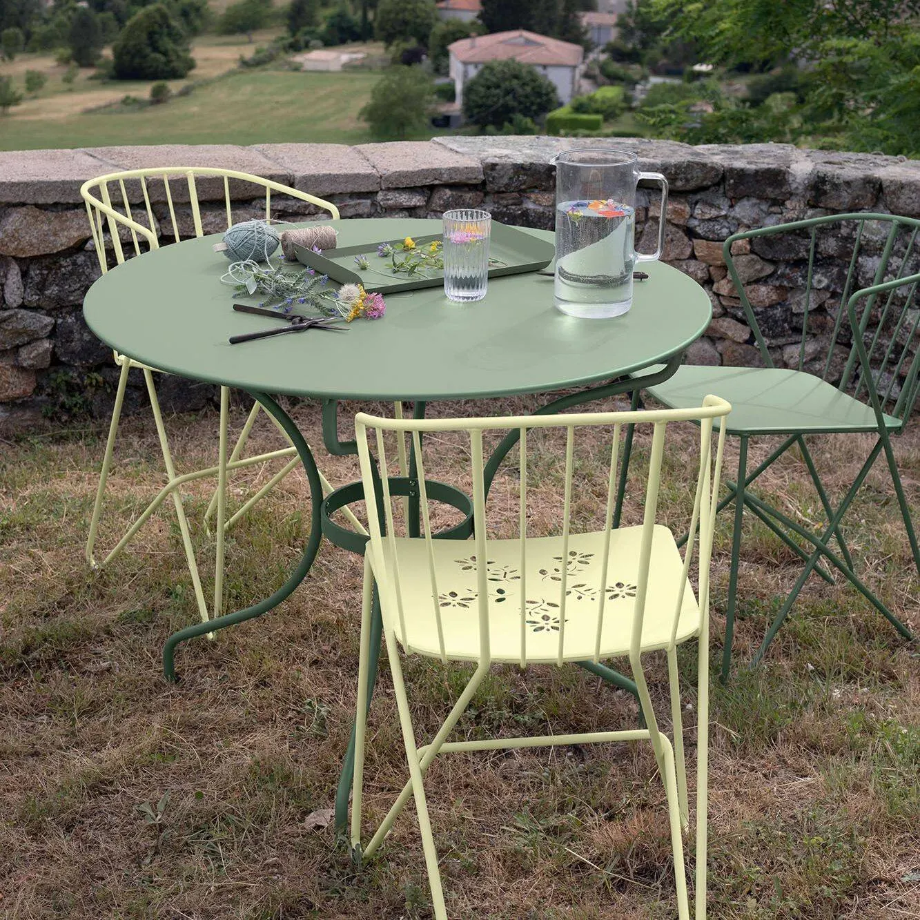 Table Ronde Ø137 cm Romane en Acier