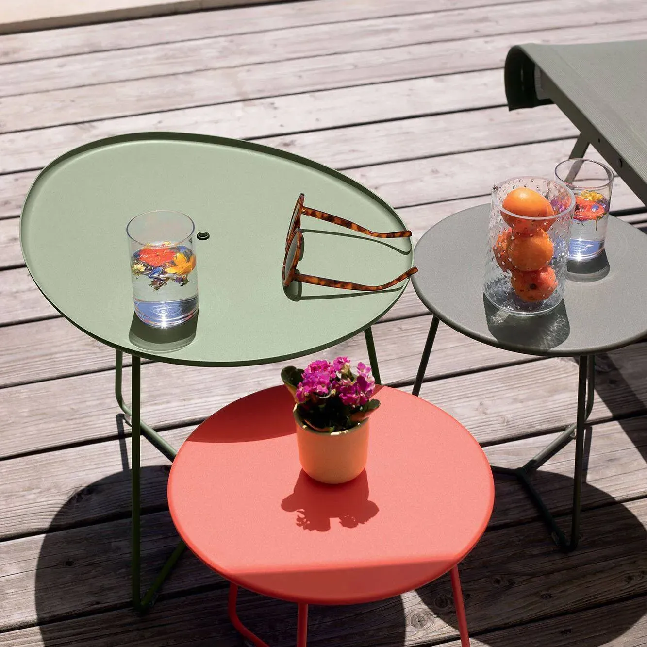 Table Basse Plateau Amovible Cocotte en Acier et Aluminium