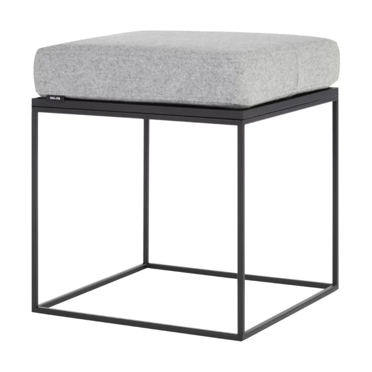 Pouf en chêne plaqué noir et coussin gris Feo - noo.ma