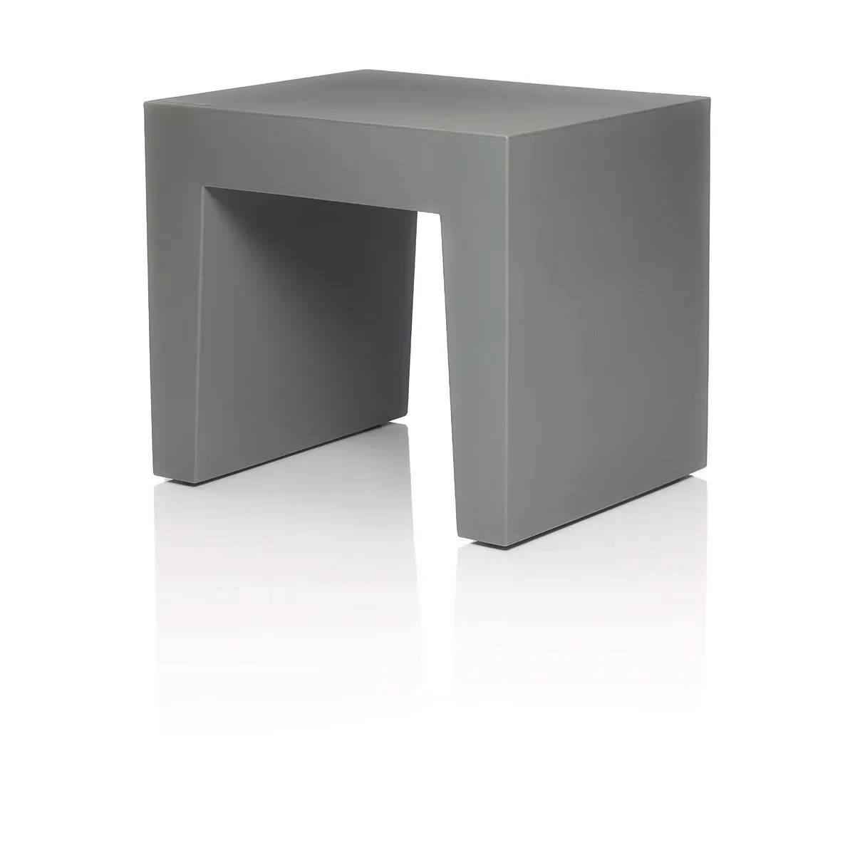 Tabouret gris en matières recyclées Concrete - Fatboy
