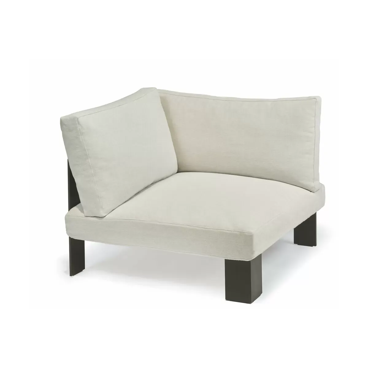 Banc d'intérieur d'angle avec coussins couleur ivoire 91 X 91 X 58 B. Mombaers - Sera