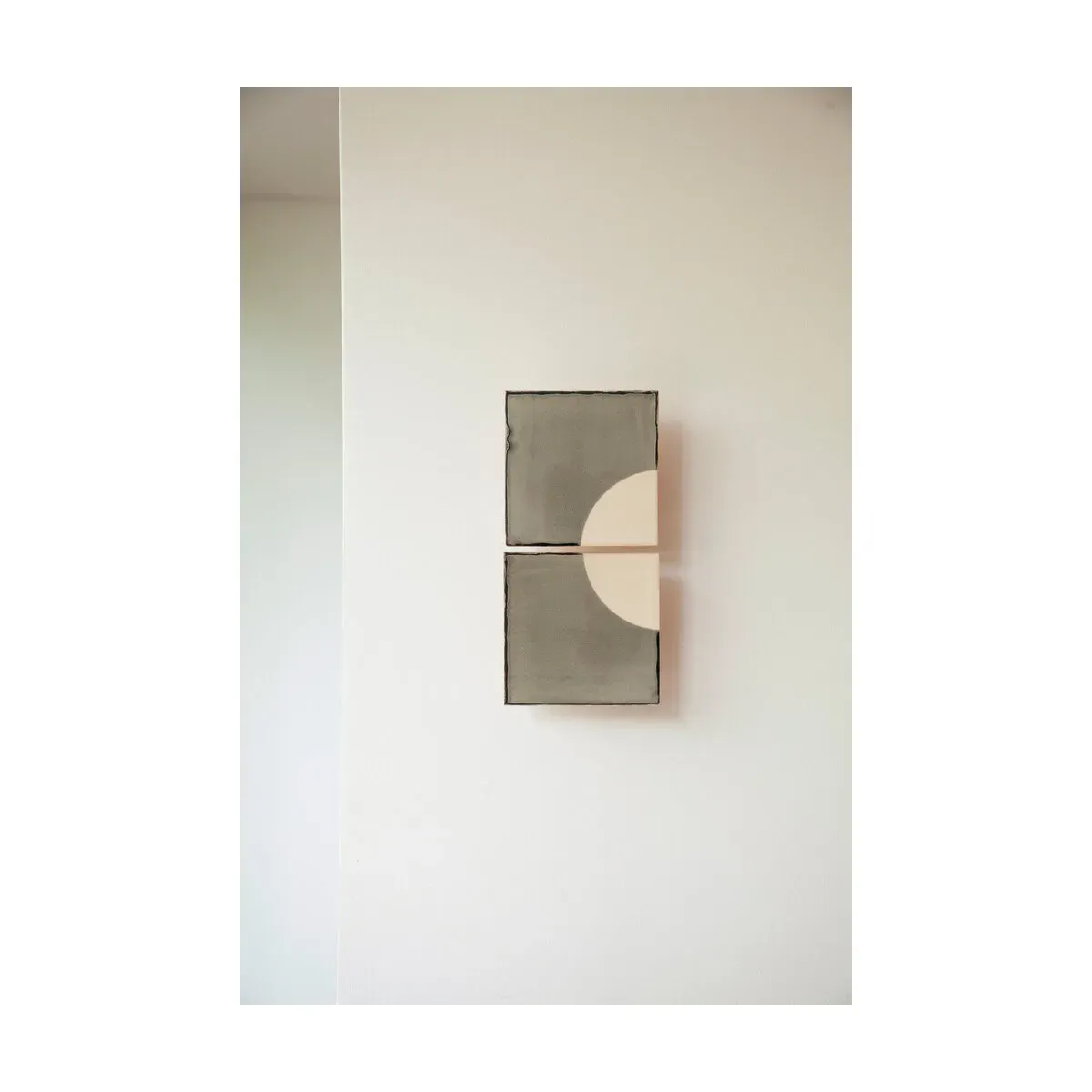 Applique murales en céramique gris 29x14cm Tiles Moon - Violaine d'Harcourt