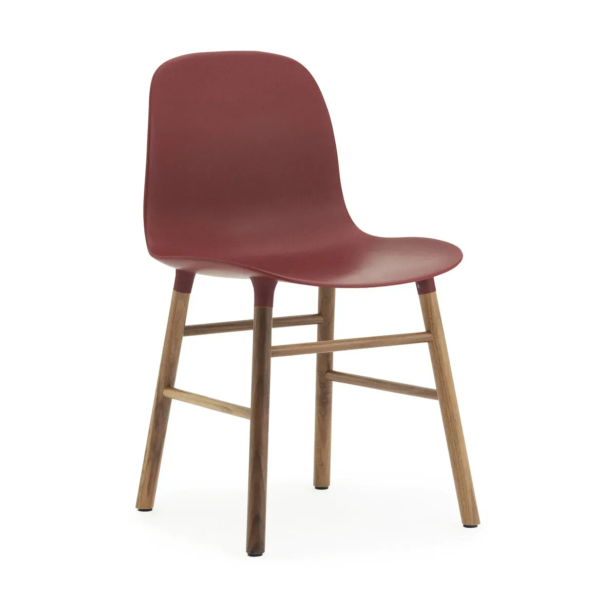 Chaise en noyer naturel et pp rouge Form - Normann Copenhagen