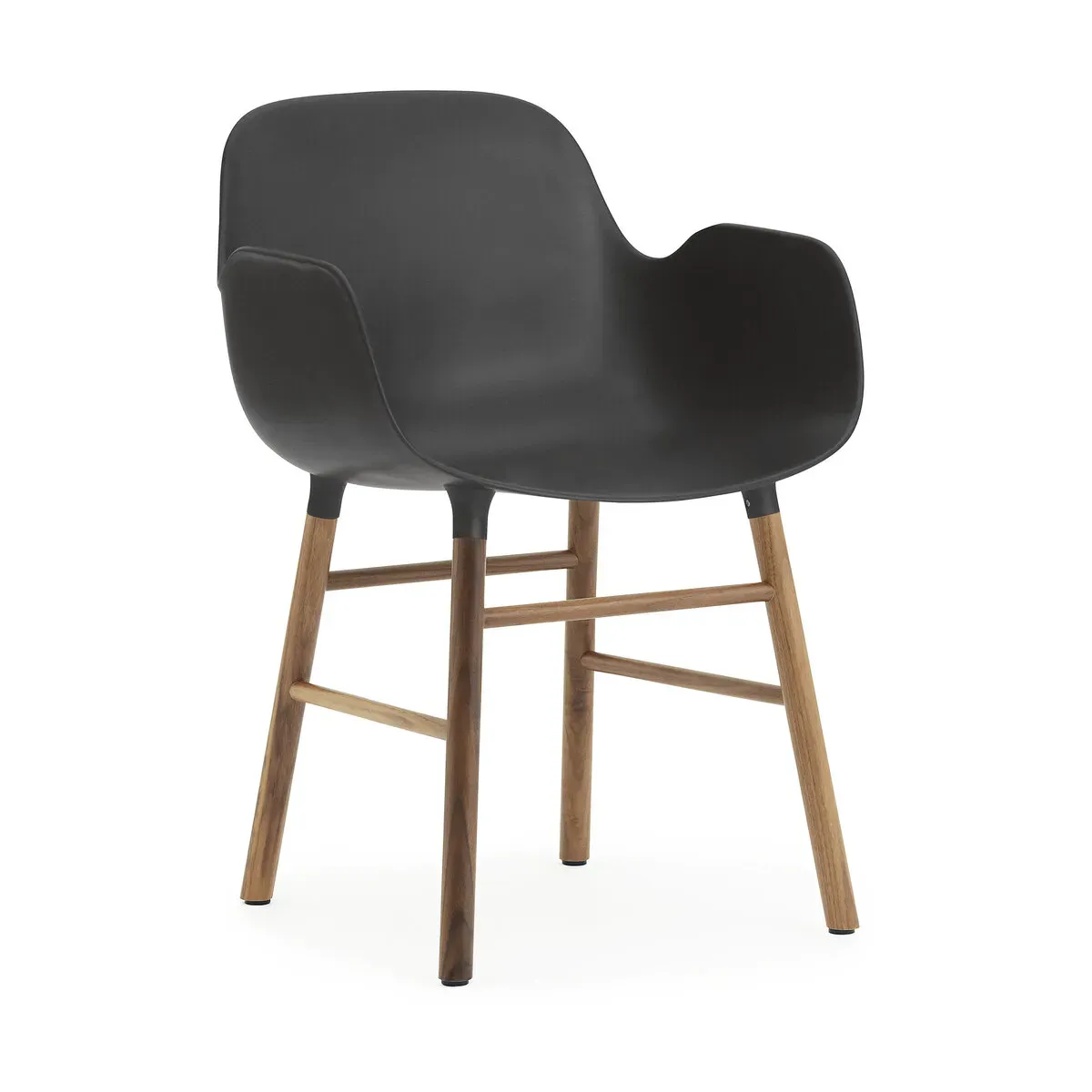 Chaise avec accoudoirs en noyer naturel et pp noir Form - Normann Copenhagen