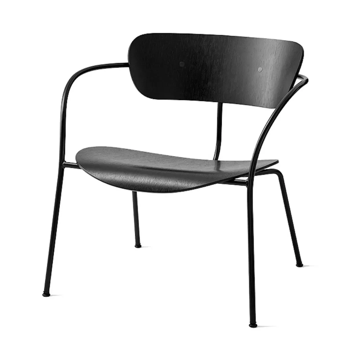 Fauteuil en chêne noir laqué AV5 Pavilion - &tradition