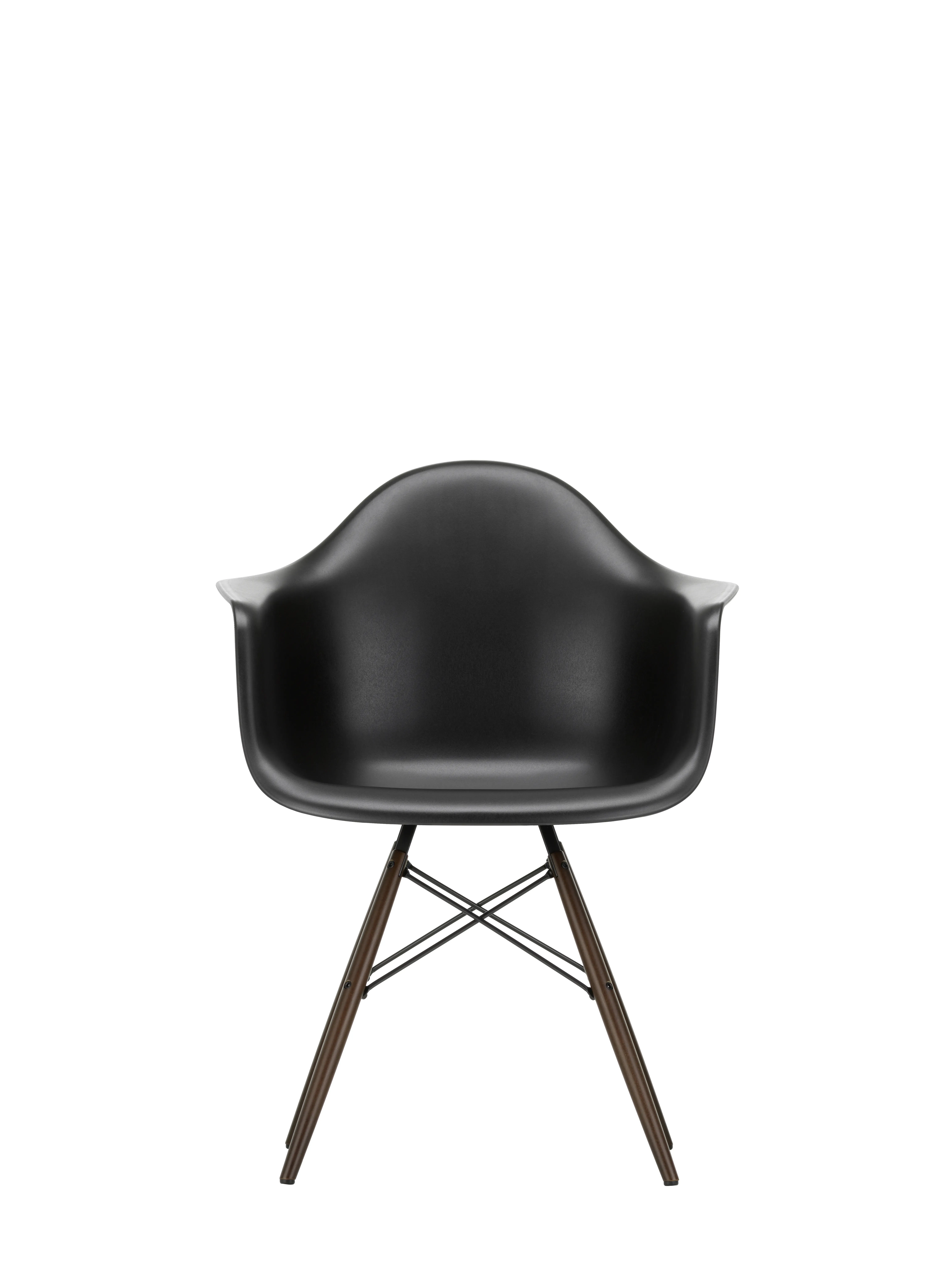 Vitra DAW Eames Plastic Armchair - noir foncé RE - érable foncé