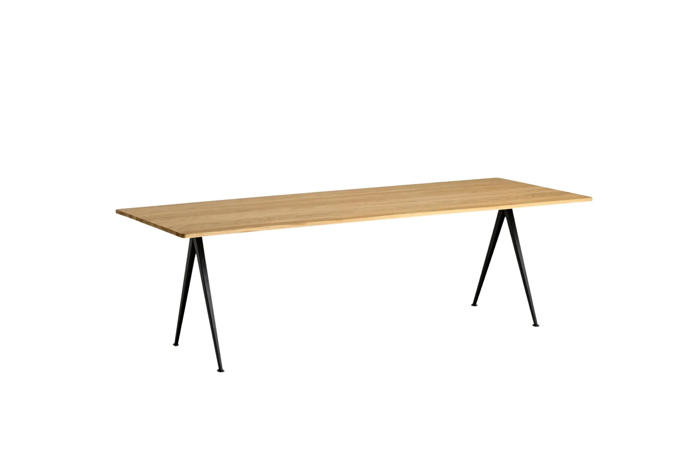 HAY Table Pyramid - chêne clair verni - noir - 250 cm