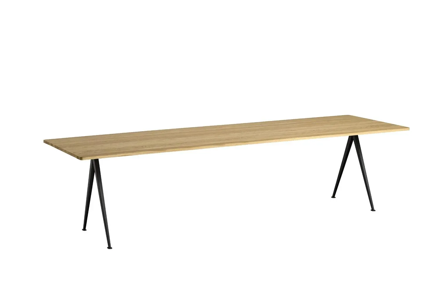 HAY Table Pyramid - chêne clair verni - noir - 300 cm