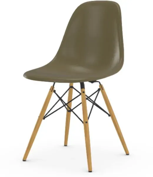Vitra Chaise Eames en fibre de verre DSW - Raw Umber - érable jaune