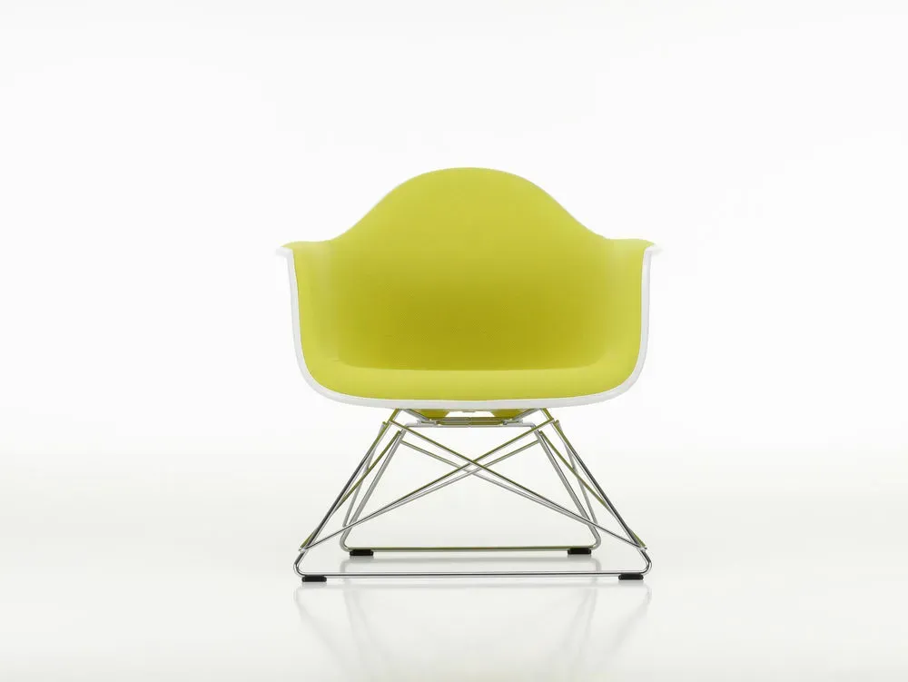 Vitra Fauteuil en plastique Eames LAR avec rembourrage intégral - poppy red RE - noir - Hopsak - noir - cuir noir