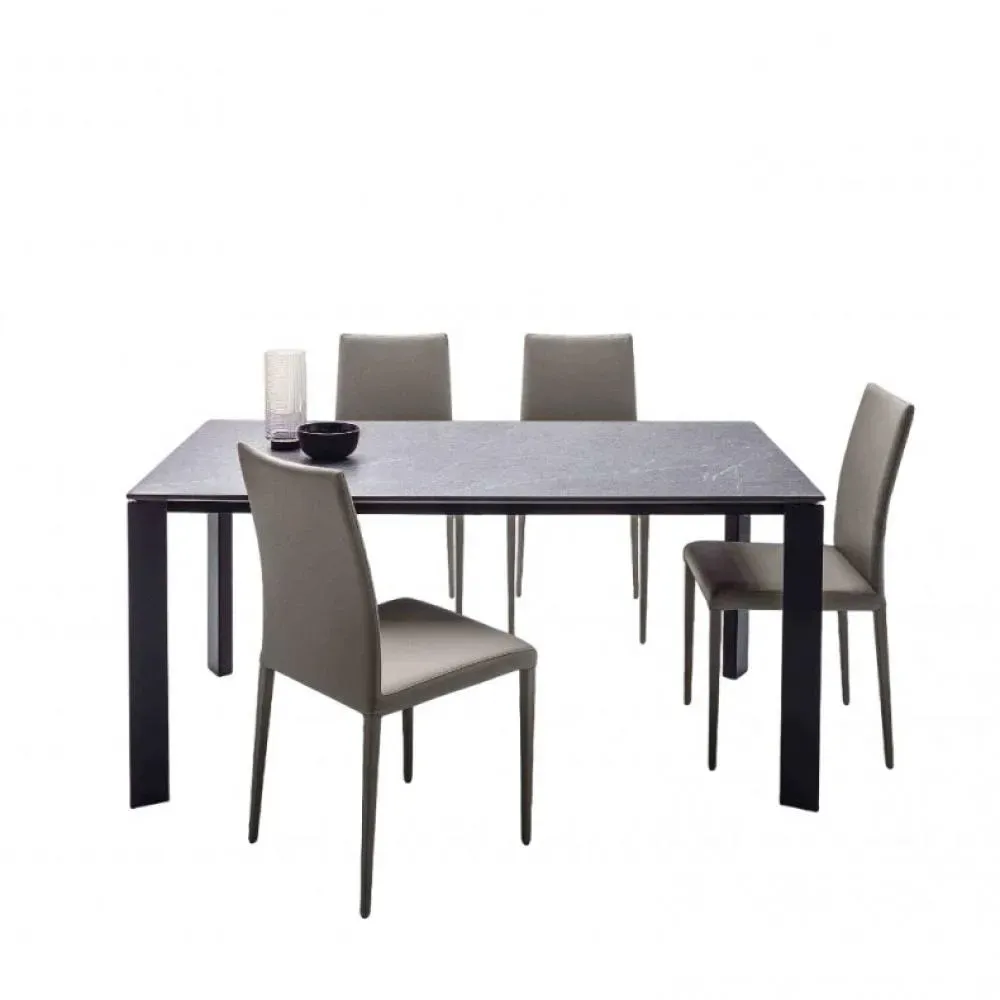 Table 8 couverts TEOREMA extensible 140 à 200cm pieds métal graphite plateau mélaminé granite