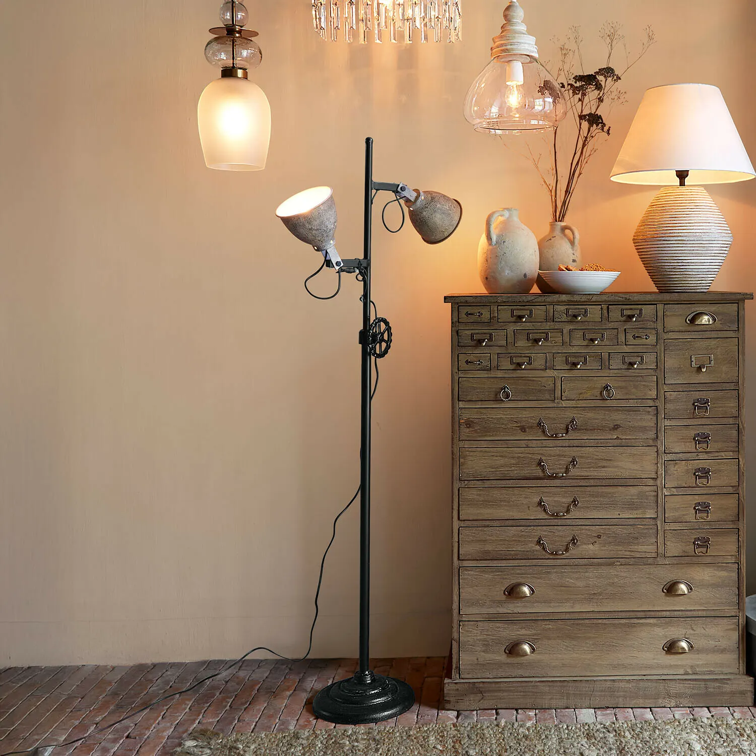 Lampadaire Fenric
