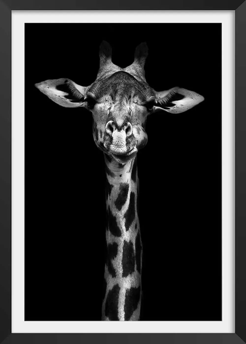 Affiche girafe haute en portrait avec cadre noir 20x30 cm