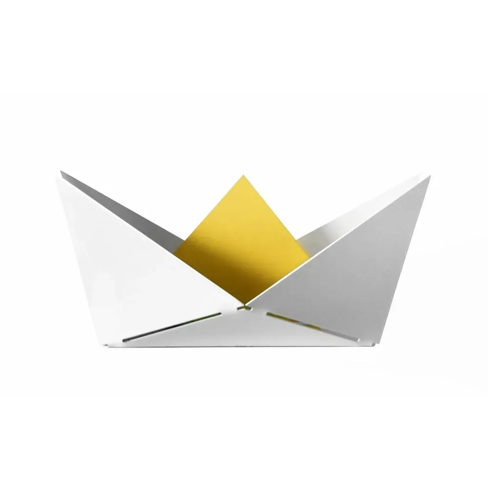 Vide poche en métal jaune