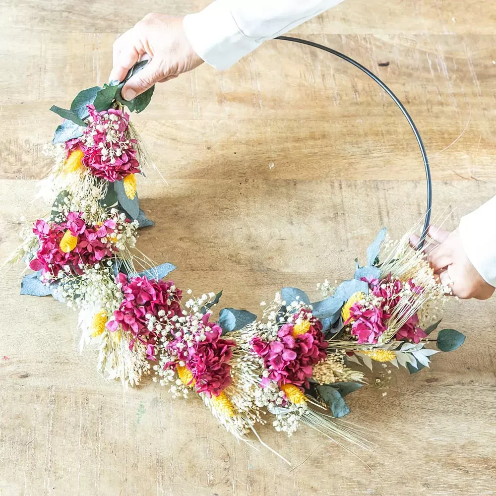 Couronne murale de fleurs séchées Héloïse D30cm
