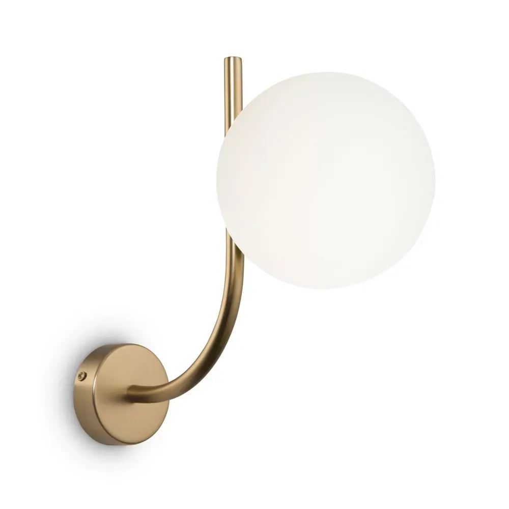 Applique moderne doré avec sphères en verre blanc