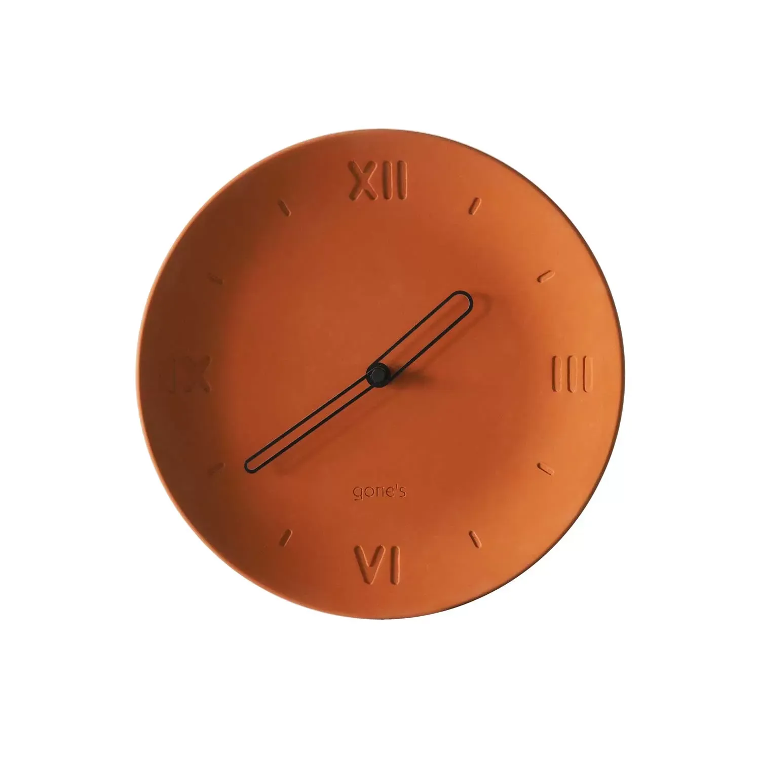 Horloge en béton terracotta aiguilles noires